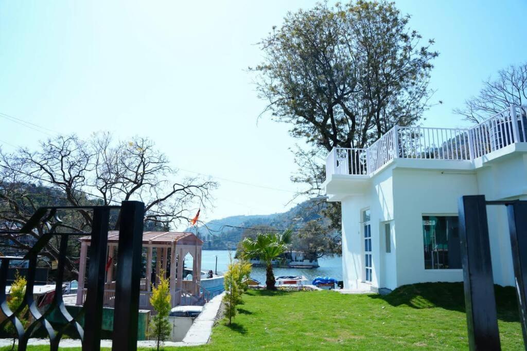 The Periwinkle Homestay Bhīm Tāl Exteriér fotografie