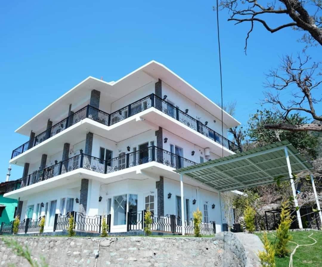 The Periwinkle Homestay Bhīm Tāl Exteriér fotografie