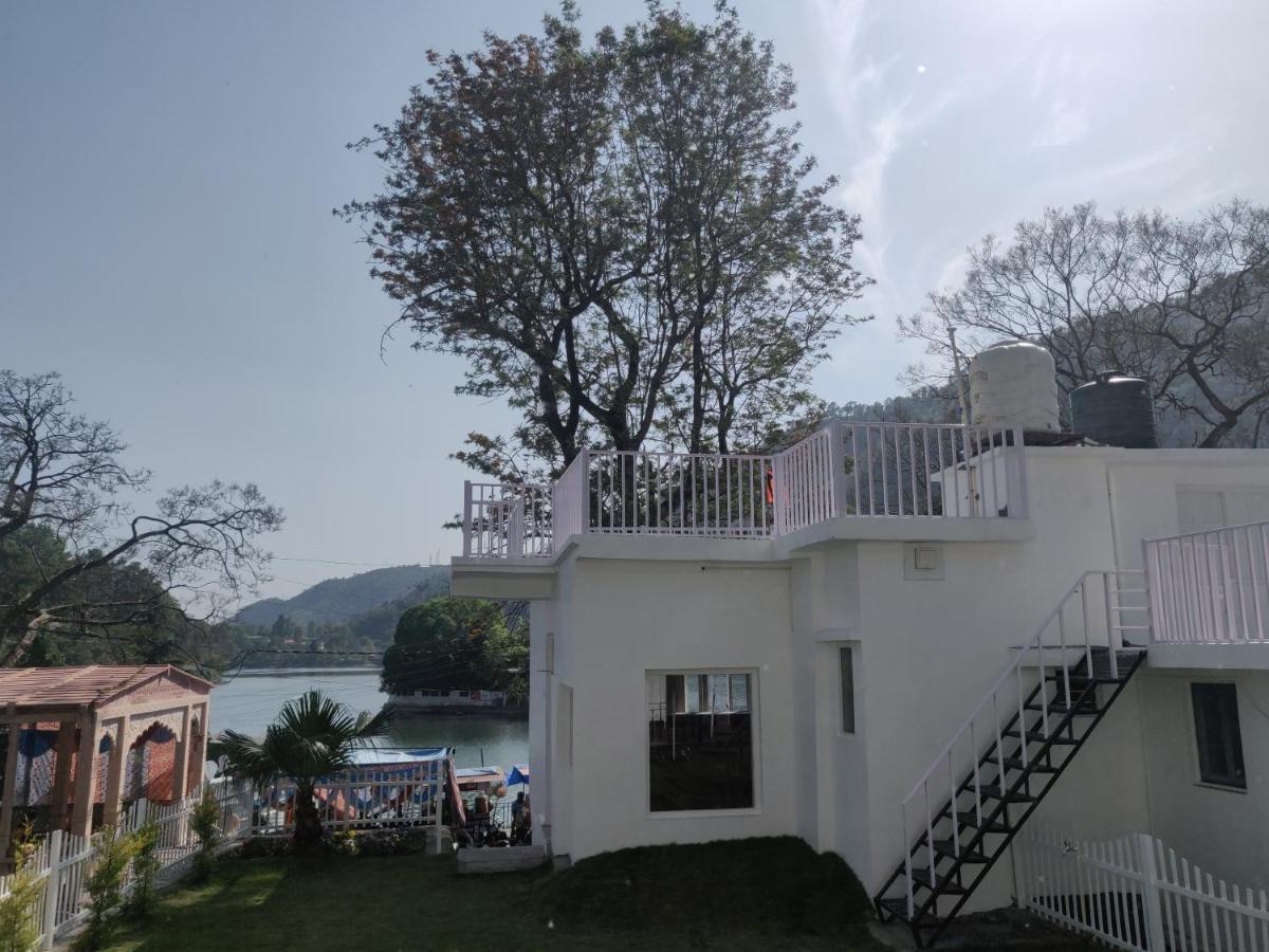 The Periwinkle Homestay Bhīm Tāl Exteriér fotografie