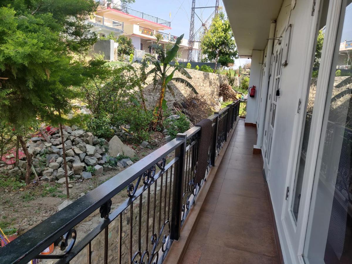 The Periwinkle Homestay Bhīm Tāl Exteriér fotografie