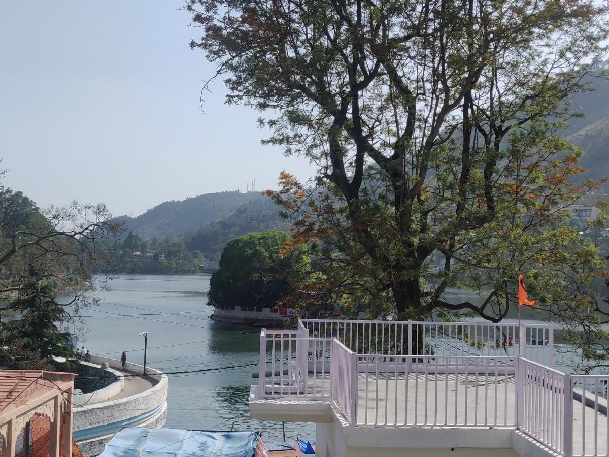 The Periwinkle Homestay Bhīm Tāl Exteriér fotografie