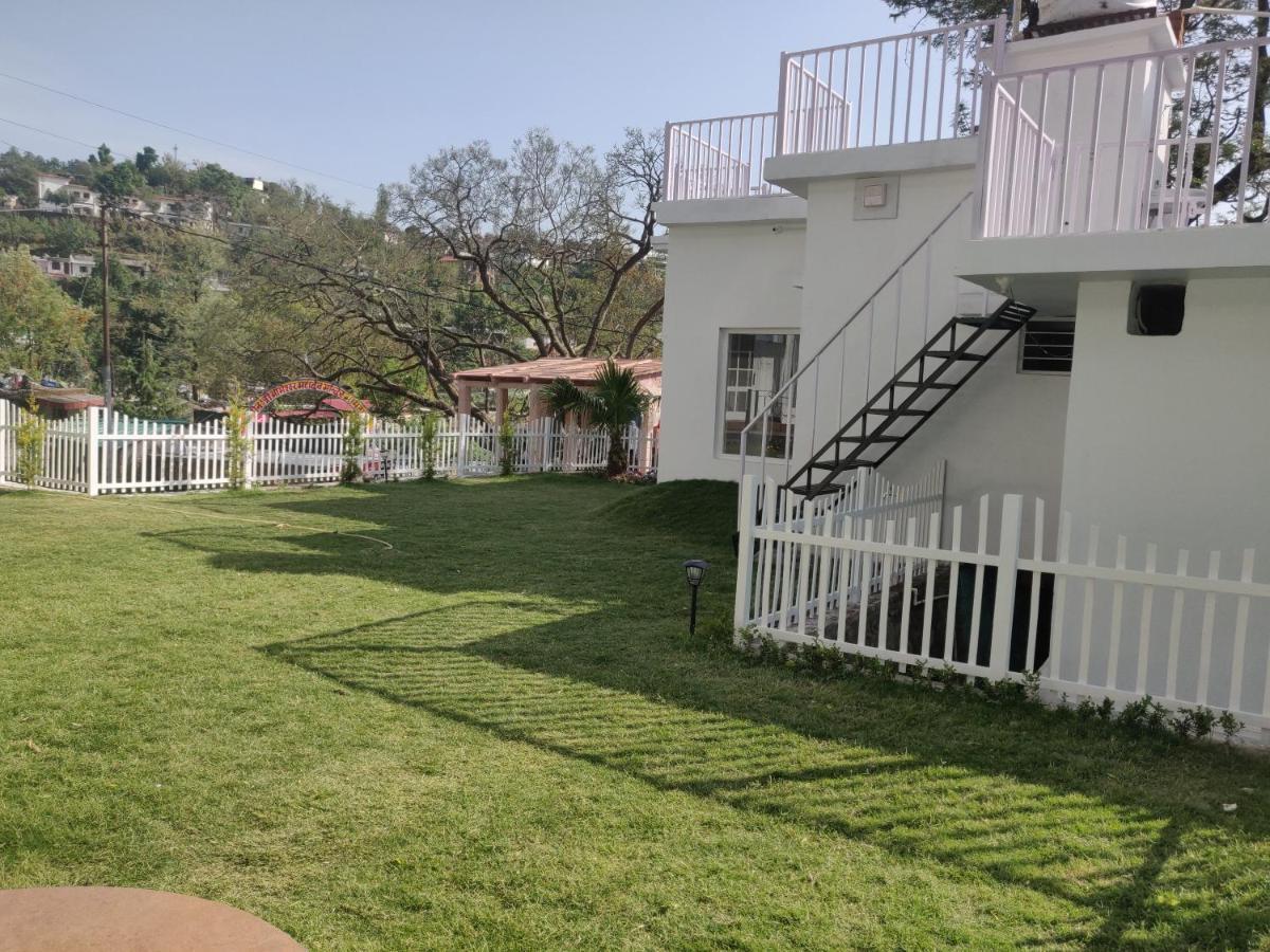 The Periwinkle Homestay Bhīm Tāl Exteriér fotografie